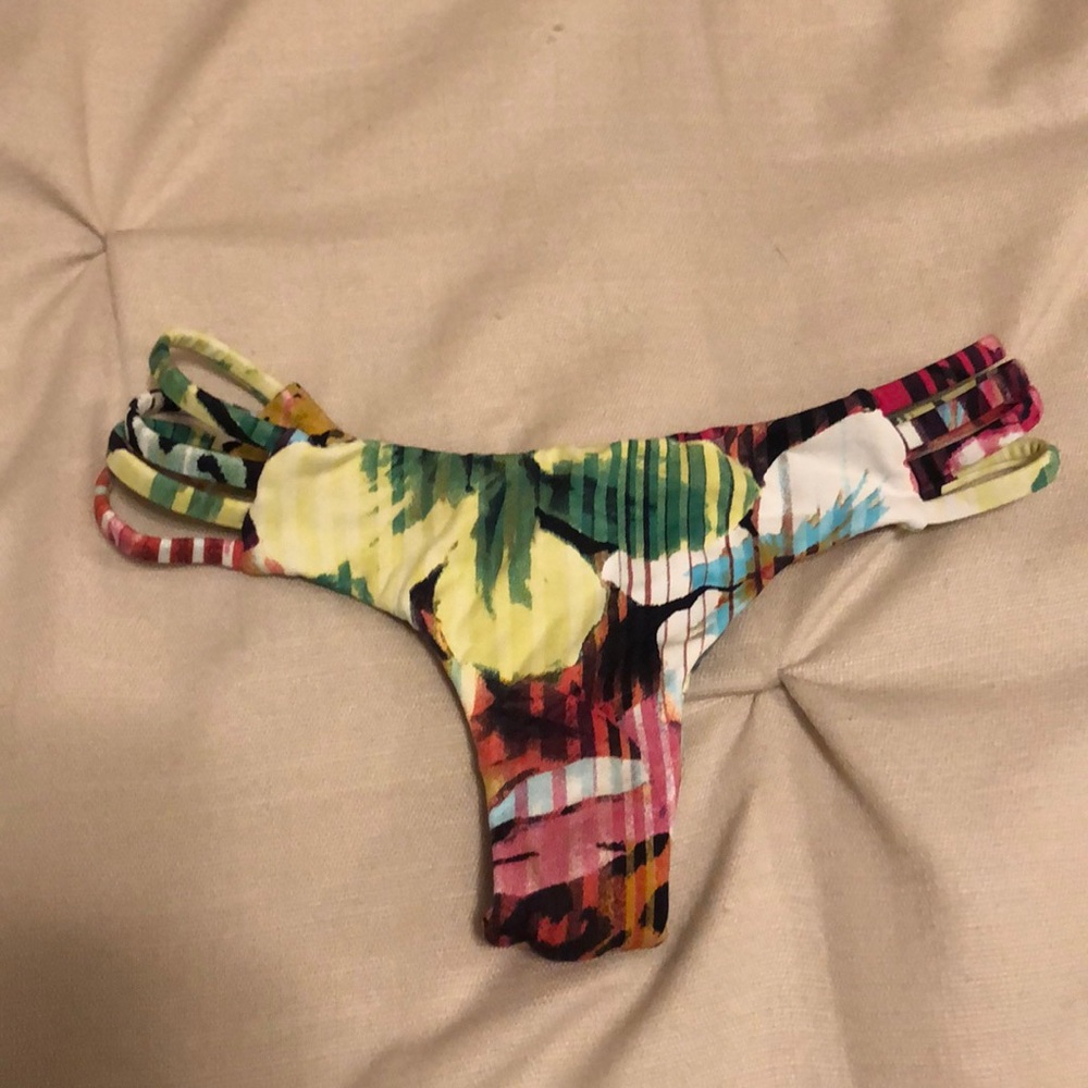 Midori bikini bottom!